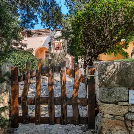 Baja Sardinia - Cala Dei Ginepri, A 80m Dalla Appartamento